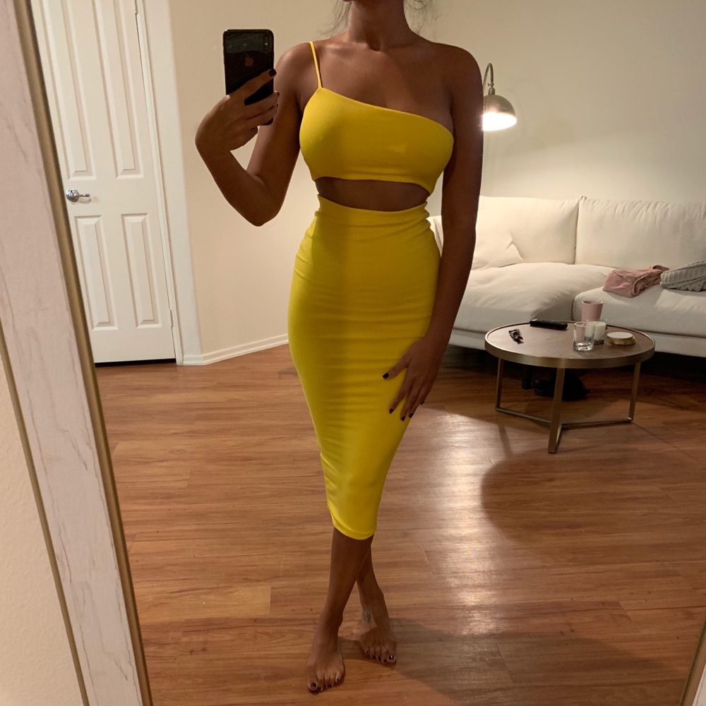 Set skirt and crop top